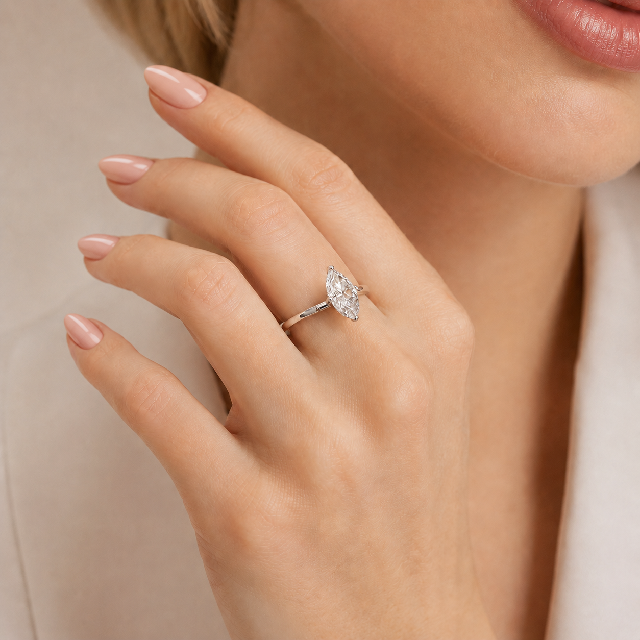 Graceful Edge Moissanite Ring moissanite ring in S925 sterling silver - gift-ready product detail for ILU520 jewelry gifts